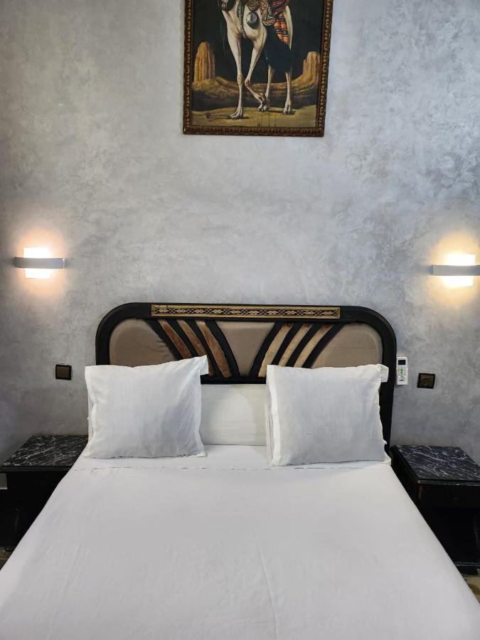 Amor Hotel Fez Ruang foto