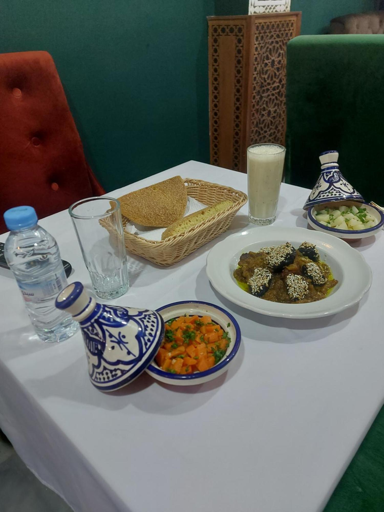 Amor Hotel Fez Bagian luar foto